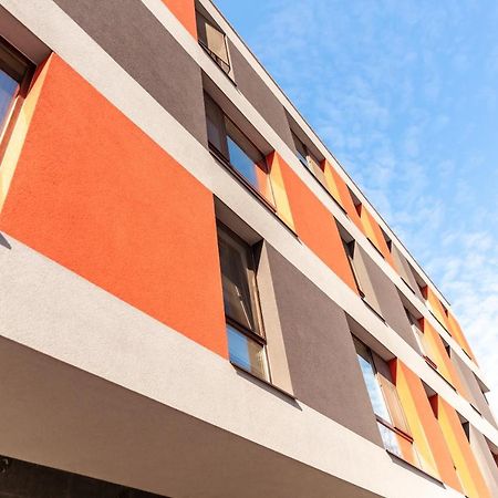 Bright 1Bdr Apartment With A Balcony Sofia Luaran gambar