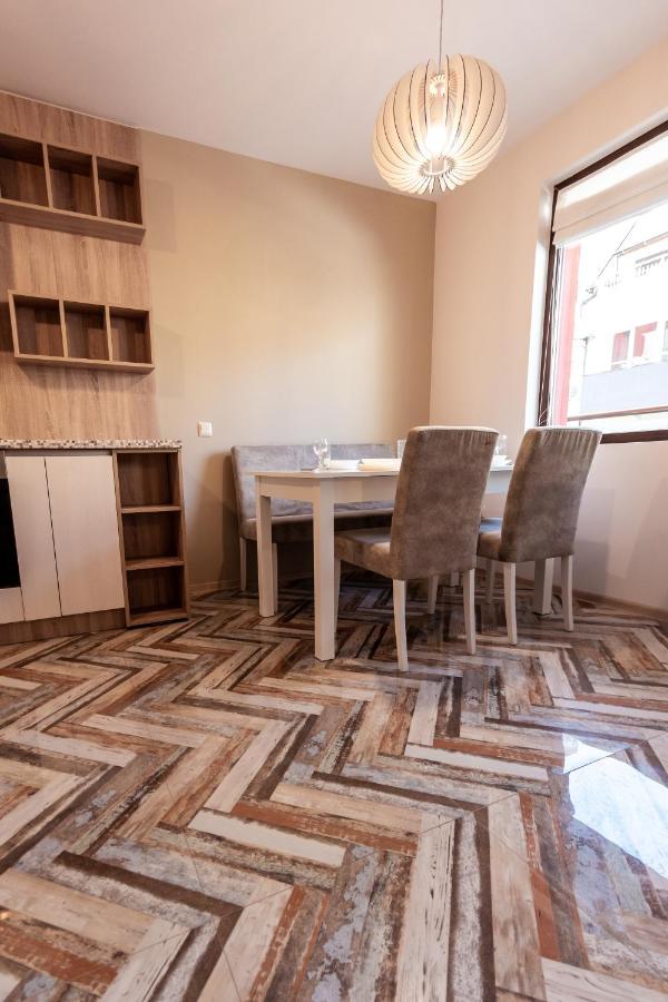Bright 1Bdr Apartment With A Balcony Sofia Luaran gambar