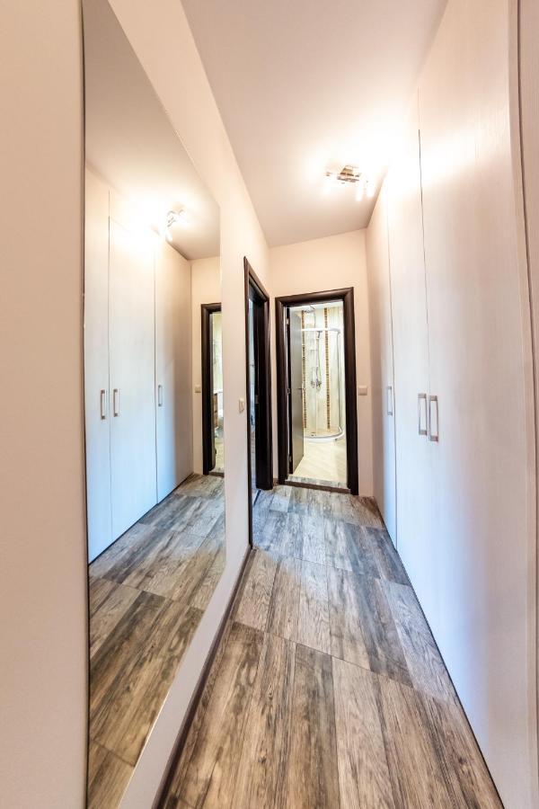 Bright 1Bdr Apartment With A Balcony Sofia Luaran gambar