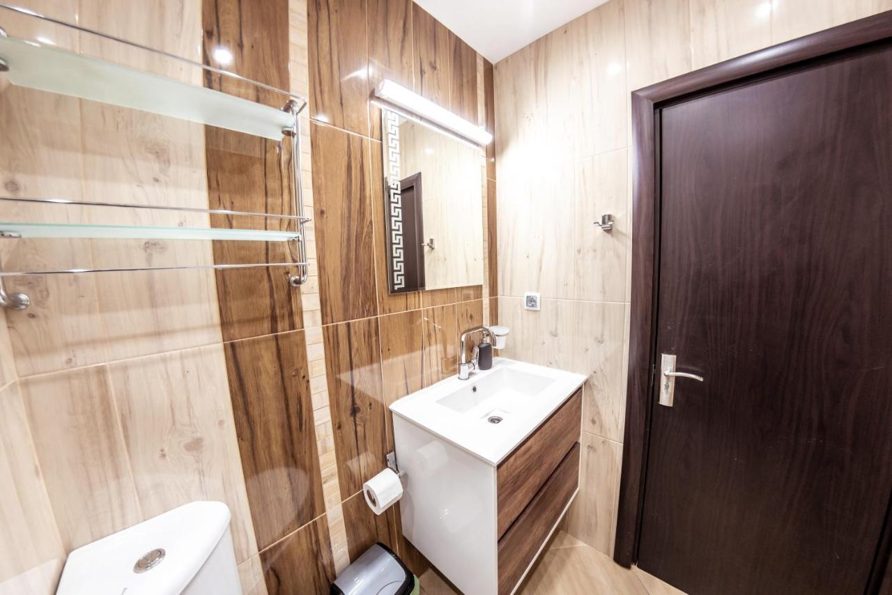 Bright 1Bdr Apartment With A Balcony Sofia Luaran gambar